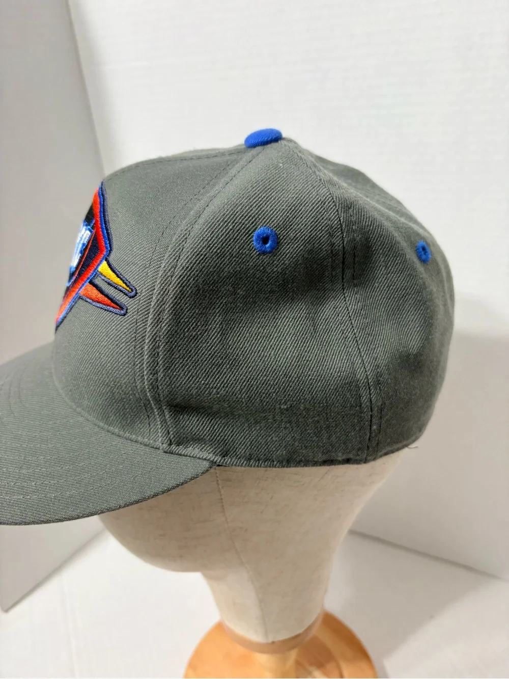 adidas Kids Gray Fitted Cap Hat with Multicolor‎ Basketball OKC Thunder Patch 7